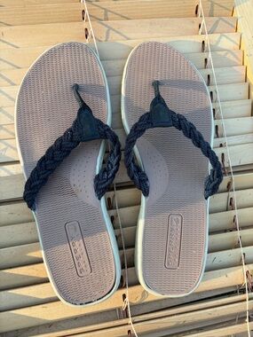 Sperry Women’s Black Braided Strap Tan Footbed Sandals